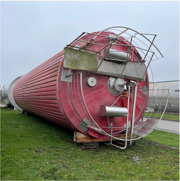 Vertical Isolated Silos Tank 155.000 ltr. – secondhand-equipment.com